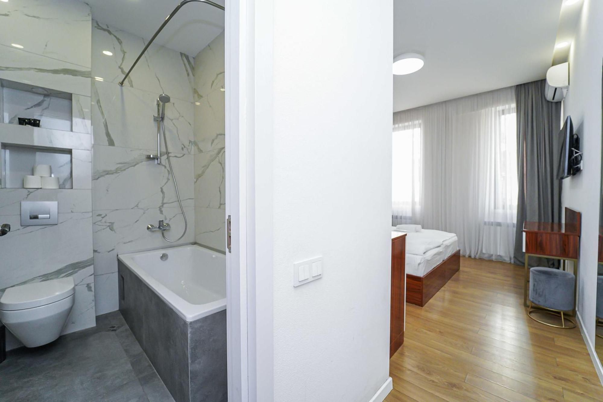 Hotel Type Rooms On Avenue Melikishvili, City Center Тбилиси Екстериор снимка