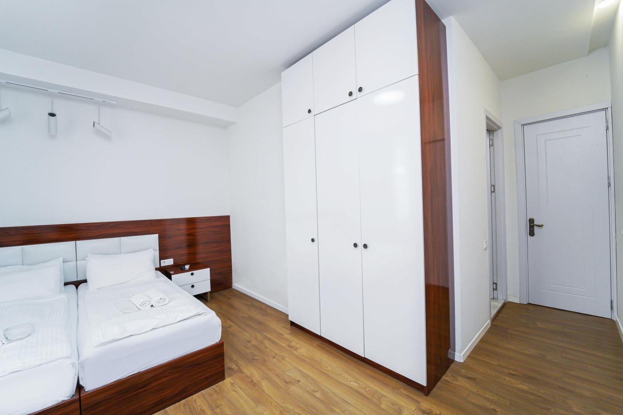 Hotel Type Rooms On Avenue Melikishvili, City Center Тбилиси Екстериор снимка