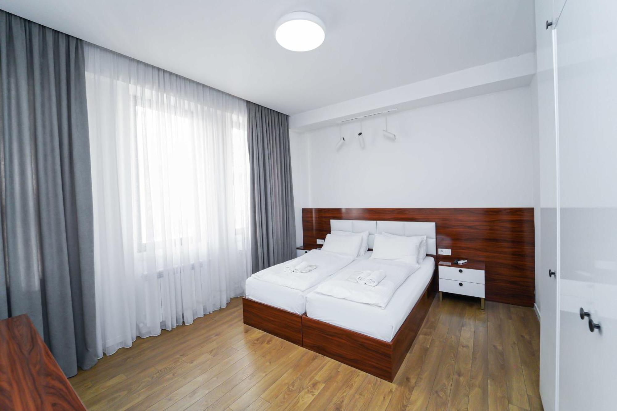 Hotel Type Rooms On Avenue Melikishvili, City Center Тбилиси Екстериор снимка