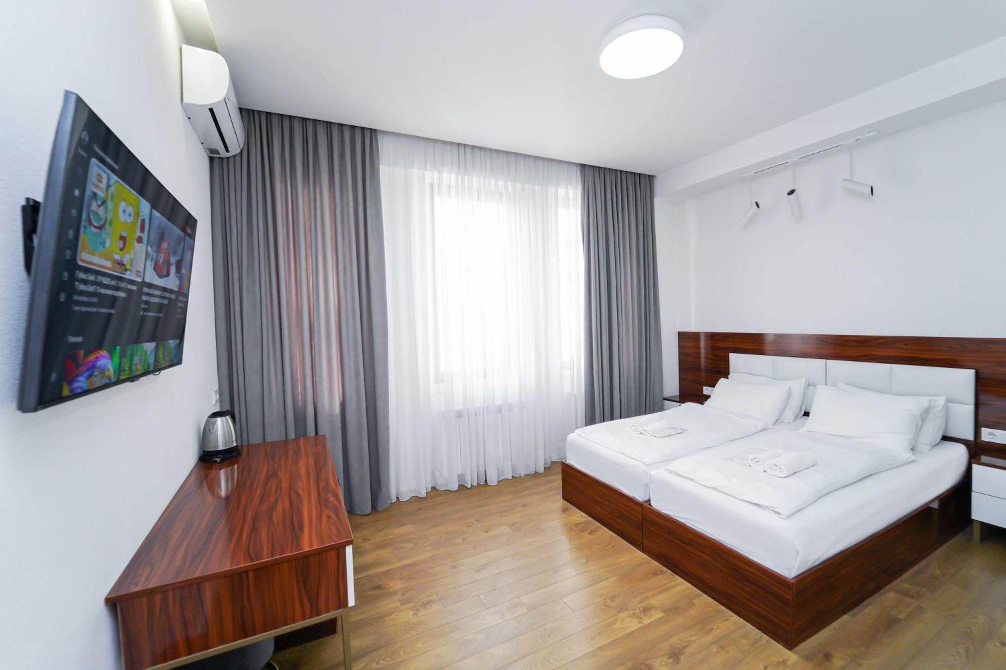 Hotel Type Rooms On Avenue Melikishvili, City Center Тбилиси Екстериор снимка
